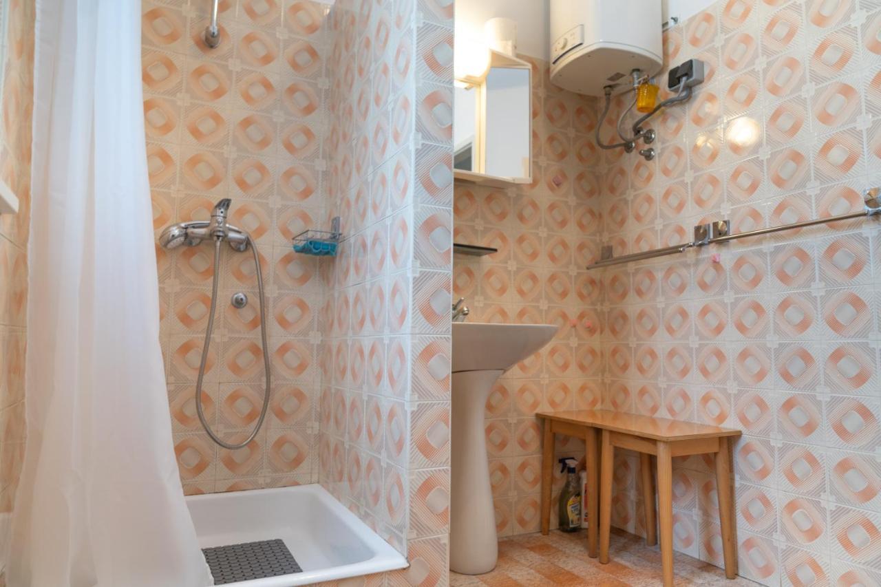 Sidus Maris, Spacious Seaside Apartment With Free Parking Martinšćica Exterior foto