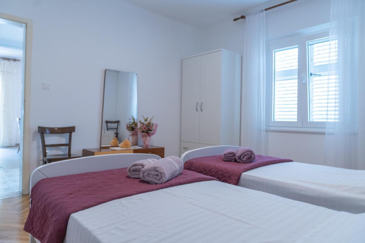 Sidus Maris, Spacious Seaside Apartment With Free Parking Martinšćica Exterior foto